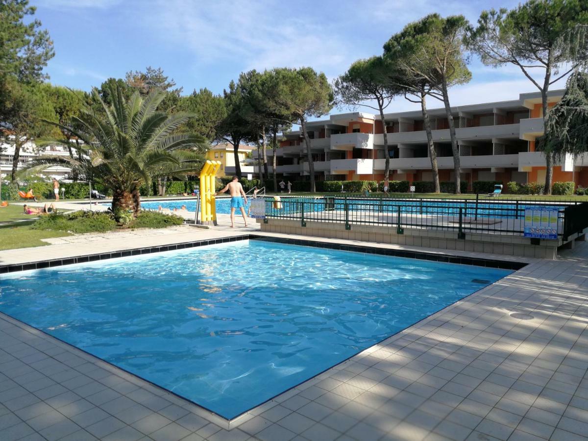 Residence Solarium Bibione Eksteriør billede